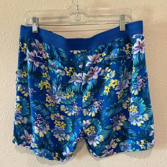 Caribbean Joe Pull On Rayon Shorts Drawstring Blue Floral Women’s Size L… - Picture 2 of 8